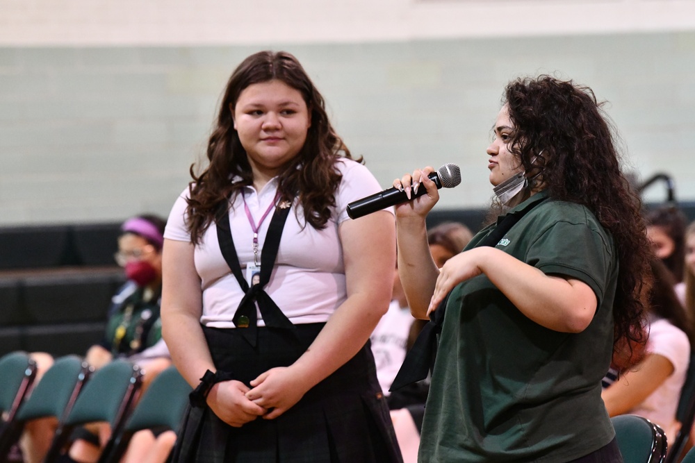 MEDCoE leaders support female students during Incarnate Word High School speaker panel