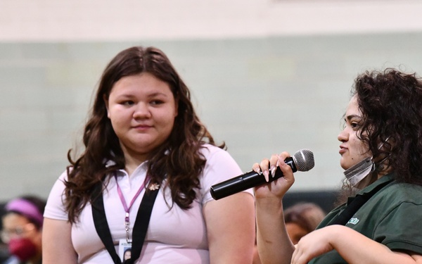 MEDCoE leaders support female students during Incarnate Word High School speaker panel