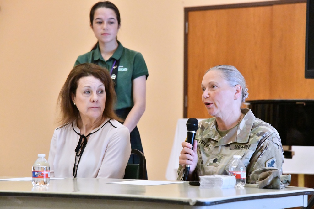 MEDCoE leaders support female students during Incarnate Word High School speaker panel