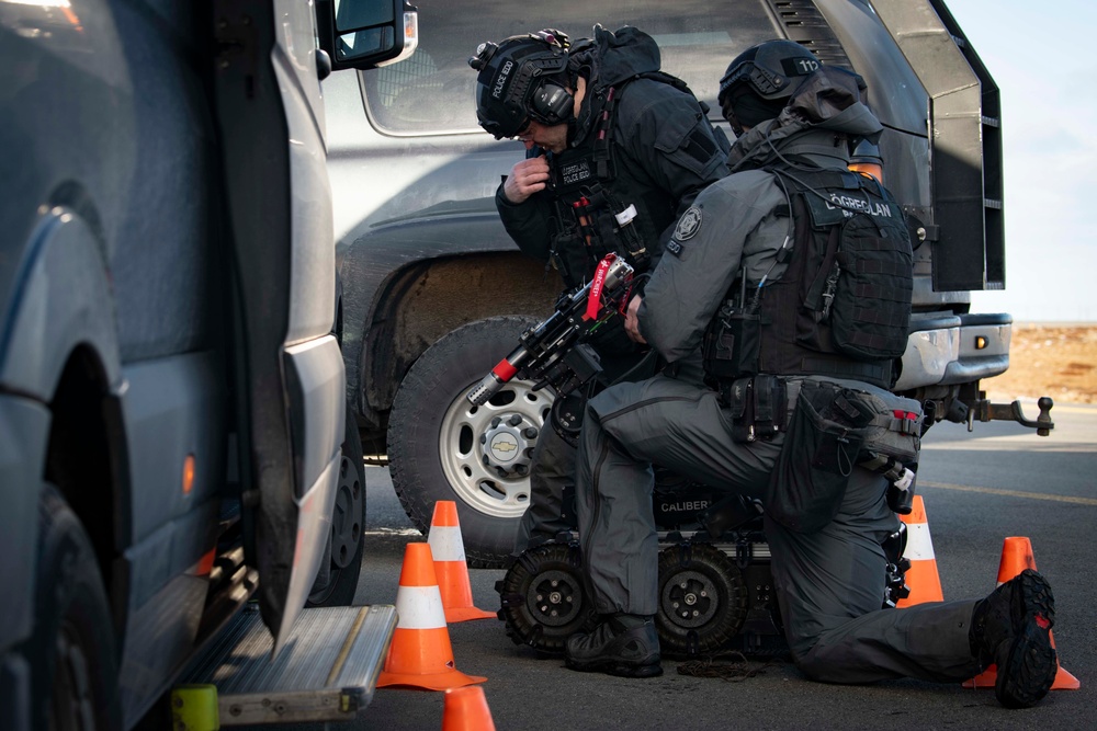 Icelandic Police disarm simulated IED