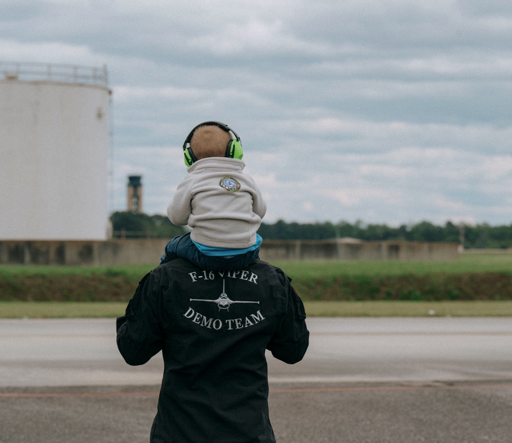 Titans of Flight: JB Charleston Air Expo 2022