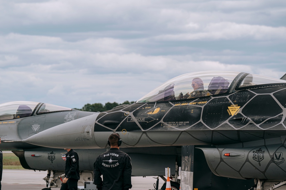 Titans of Flight: JB Charleston Air Expo 2022