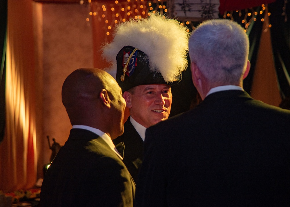 Commander, 7th Fleet Attends Surface Warfare Officer's Ball