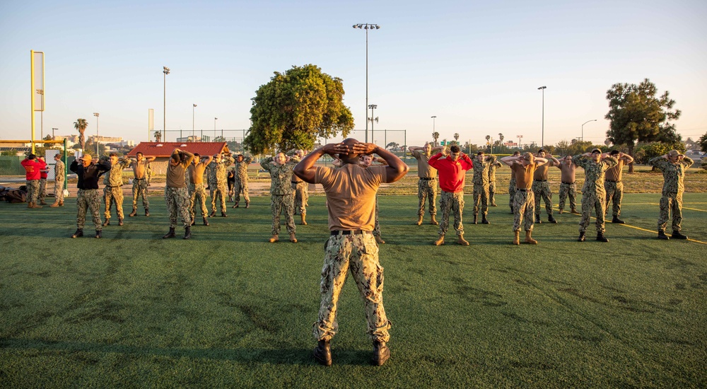 Makin Island Sailors Participate in NSFS Course