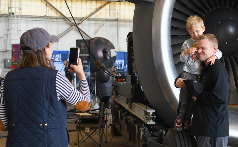 Titans of Flight: JB Charleston Air Expo 2022