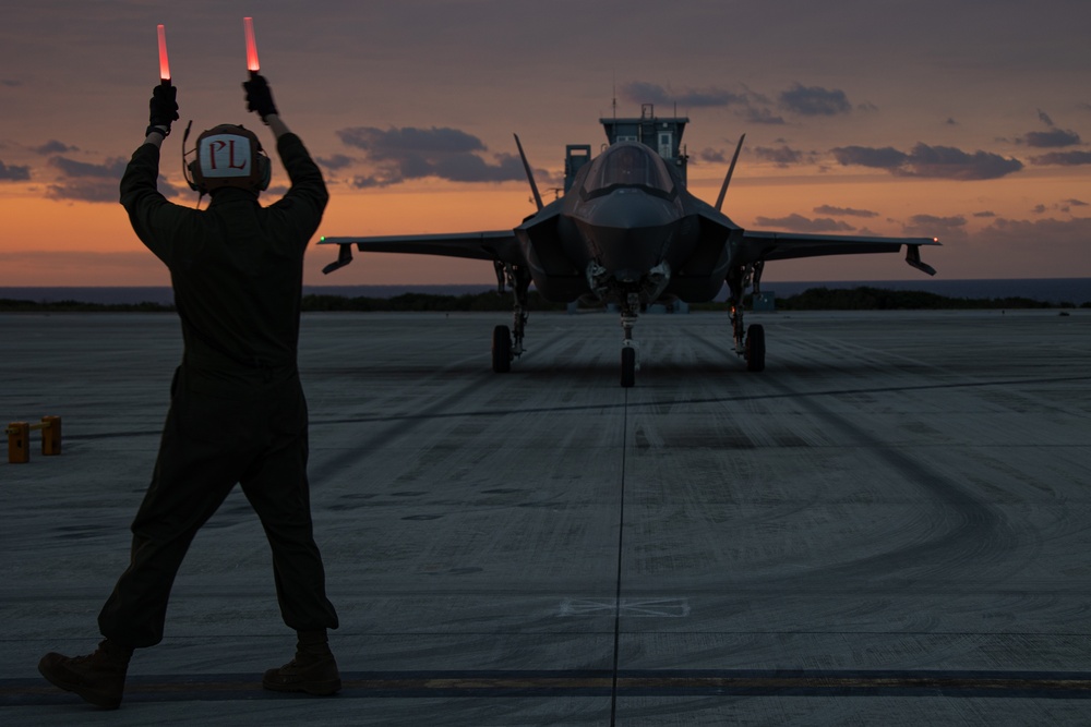 F-35B Lightning II Field Carrier Landing Practice