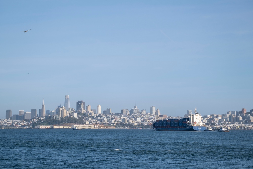 Container ship towed to San Francisco Bay anchorage