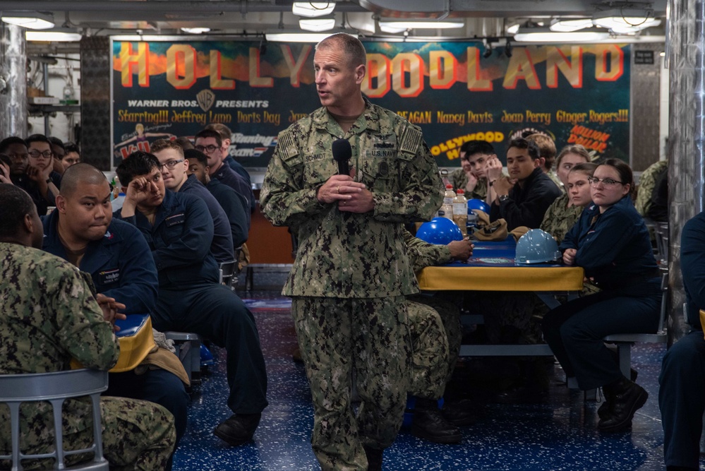 Force Master Chief Visits USS Ronald Reagan (CVN 76)
