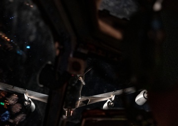 E-3 Sentry connects with KC-10 Extender