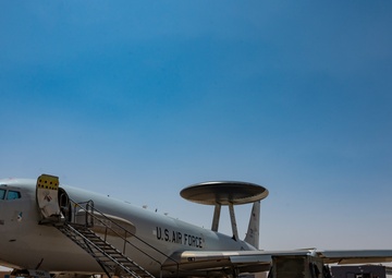 E-3 Sentry connects with KC-10 Extender