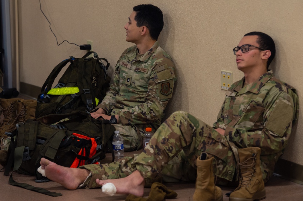 Service members endure 18.6 mile Norwegian Ruck March