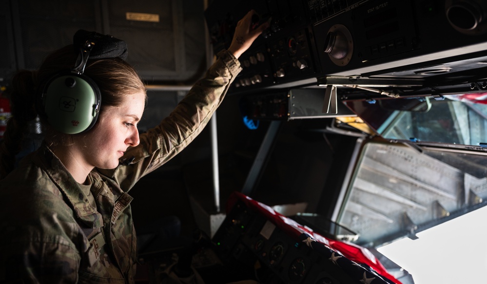 Airmen fly final McGuire AFB KC-10 deployment sortie