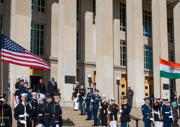 SecDef hosts Indian Defense Minister