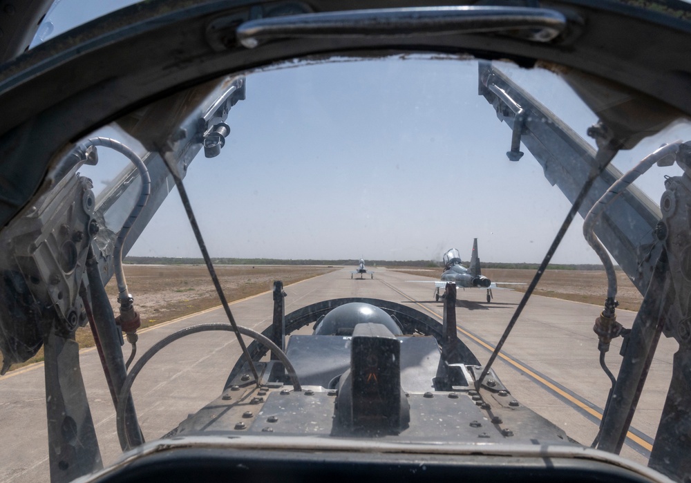 T-38s Fly with F-16s