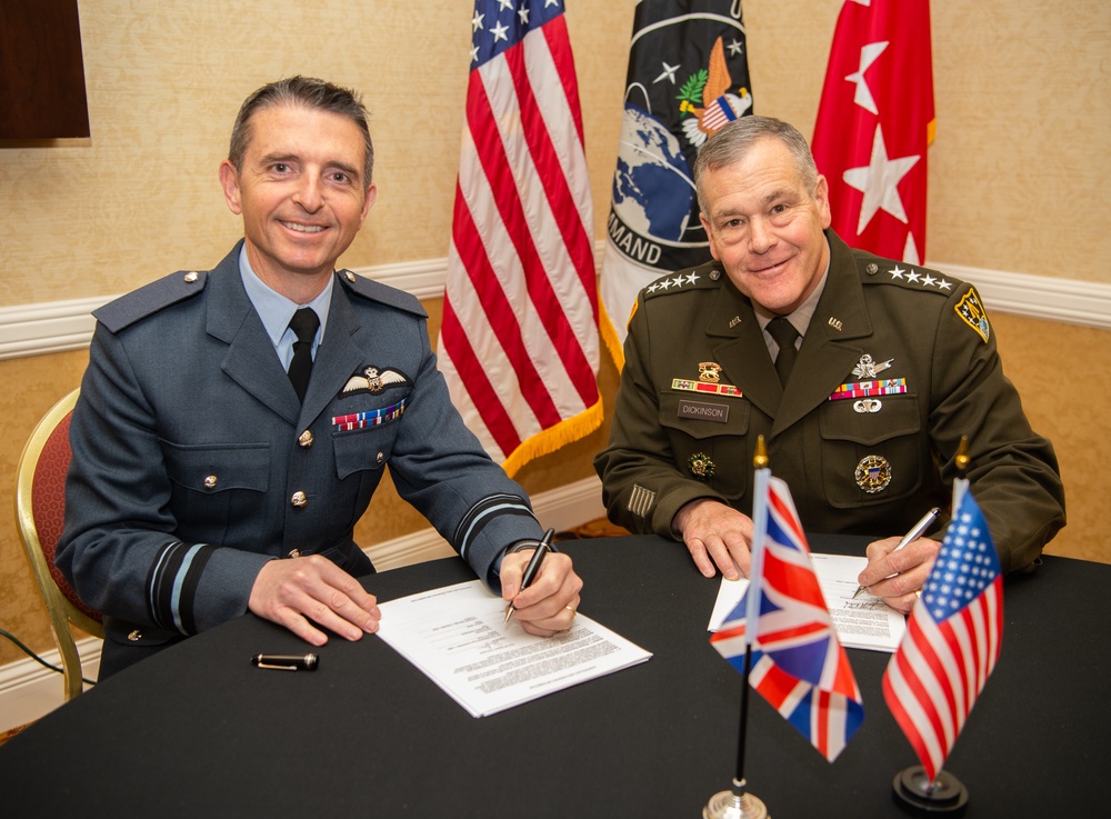 USSPACECOM Signs MOU with United Kingdom