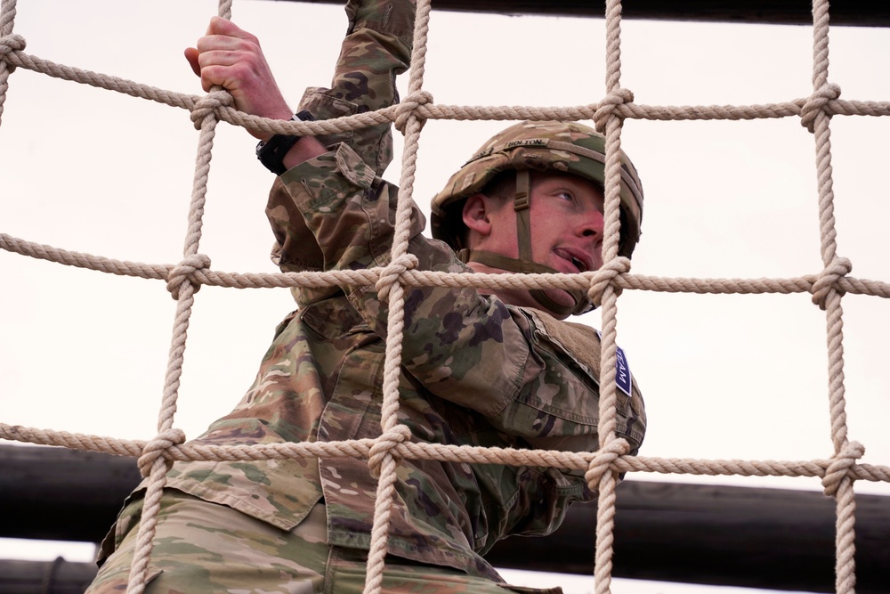 U.S. Army soldiers participate in obstacle course during Best Leader Competition