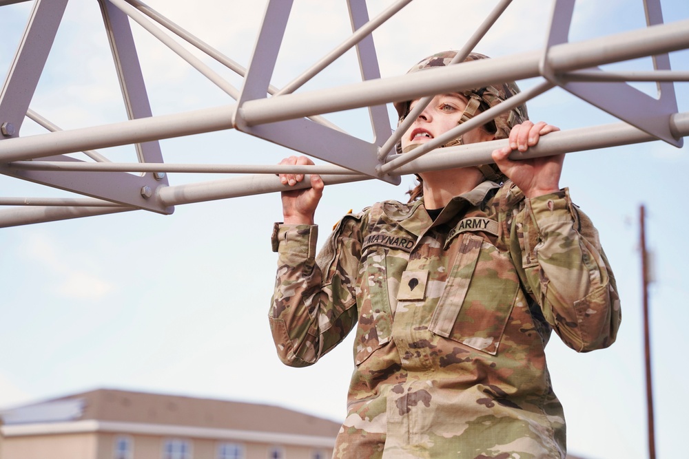 U.S. Army soldiers participate in obstacle course during Best Leader Competition