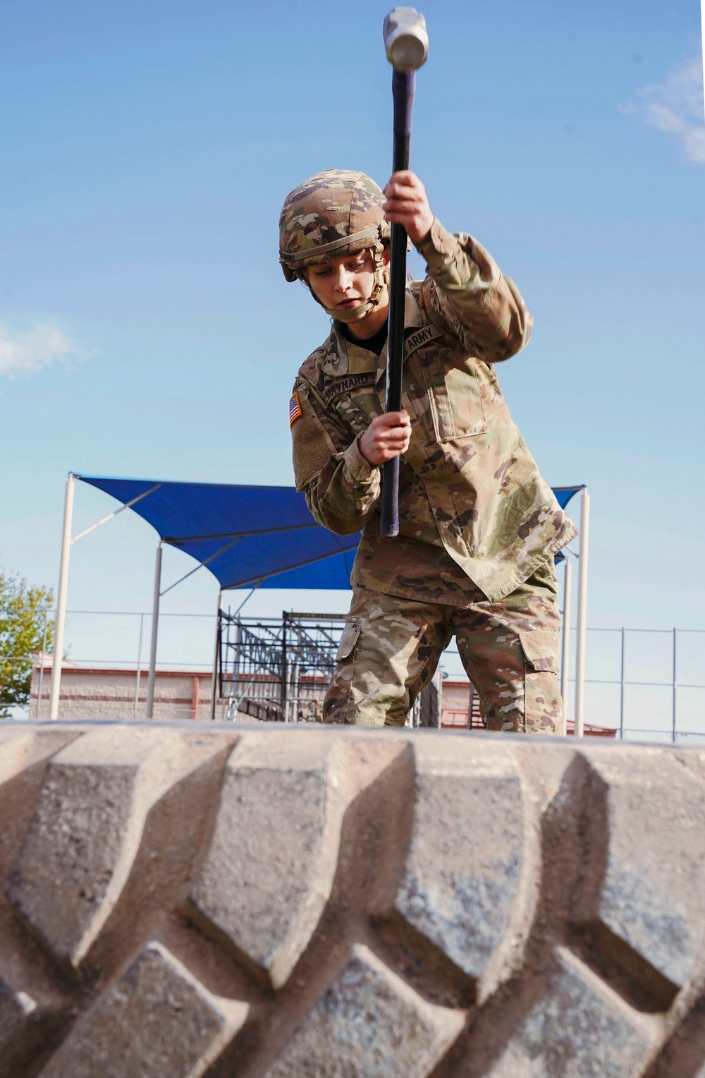 U.S. Army soldiers participate in obstacle course during Best Leader Competition