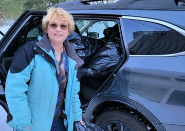 DCSA Industrial Security Directorate Resource Manager Impacts Community with Food and Clothing Drives, Vision Programs