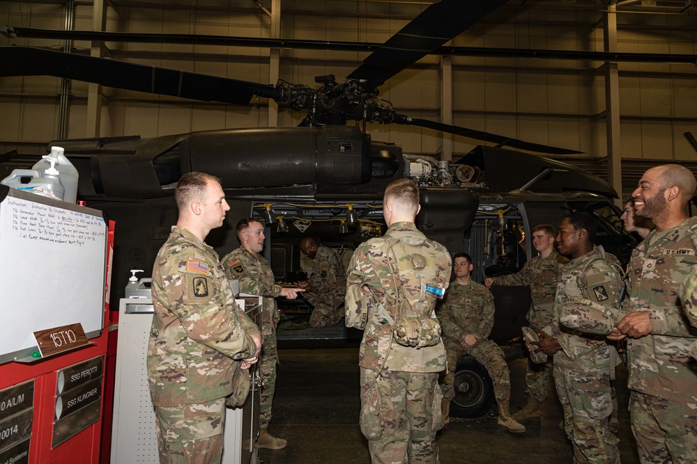 Advanced Individual Training Students March to Chow!