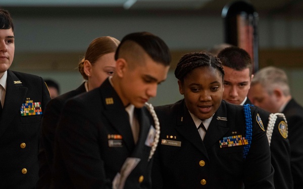 Commander, Submarine Group 9 Holds First Submarine Ball Since 2019