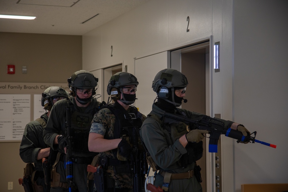 MCAS Iwakuni Marines conduct active shooter drill