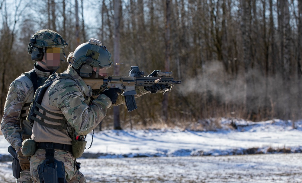 U.S. SOF Train with Lithuanian Forces