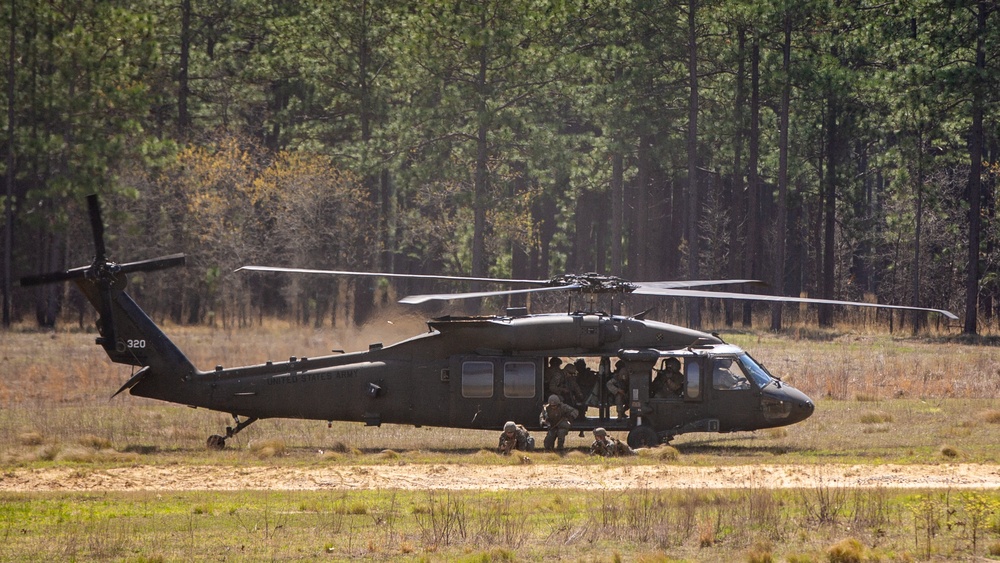 2/10 Conducts Exercise Rolling Thunder