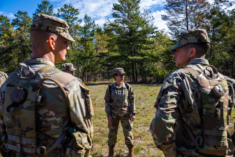 335th Signal Command (Theater) host Best Warrior/Best Squad Competition