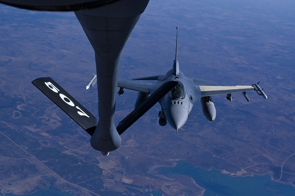 AF Sustainment Center members take flight