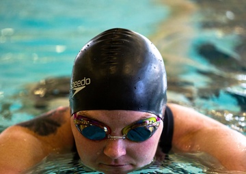 U.S. Army Veterans Train in Swimming at the 2022 Invictus Games Team U.S. Training Camp