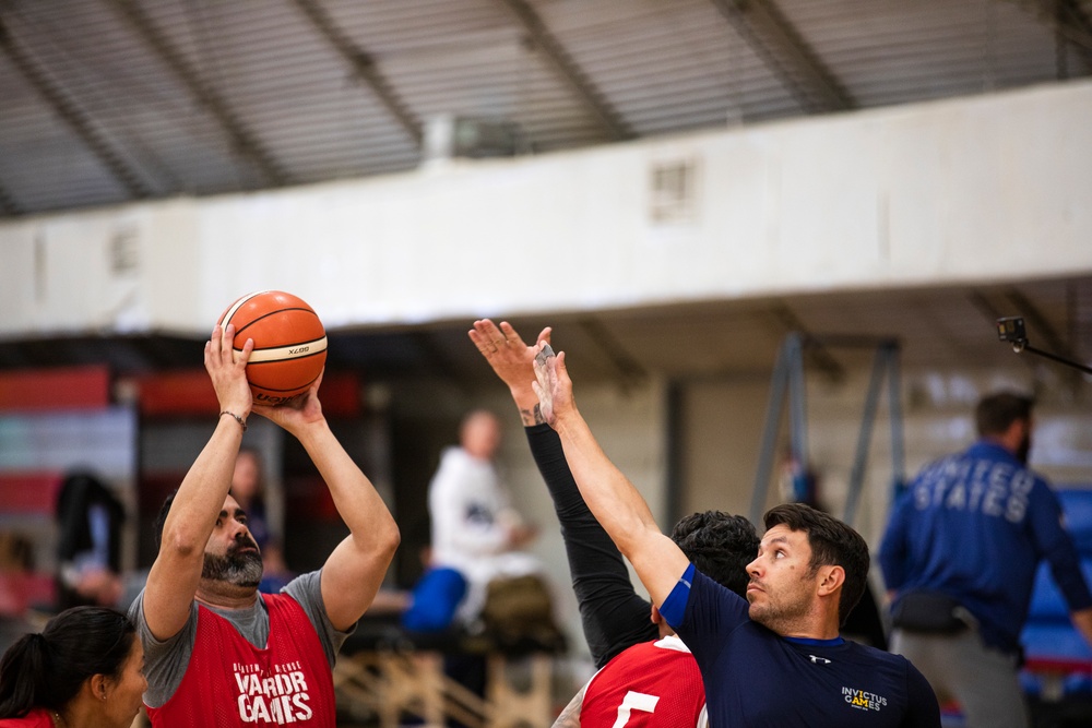 Veterans Train in Wheelchair Basketball at the 2022 Invictus Games Team U.S. Training Camp