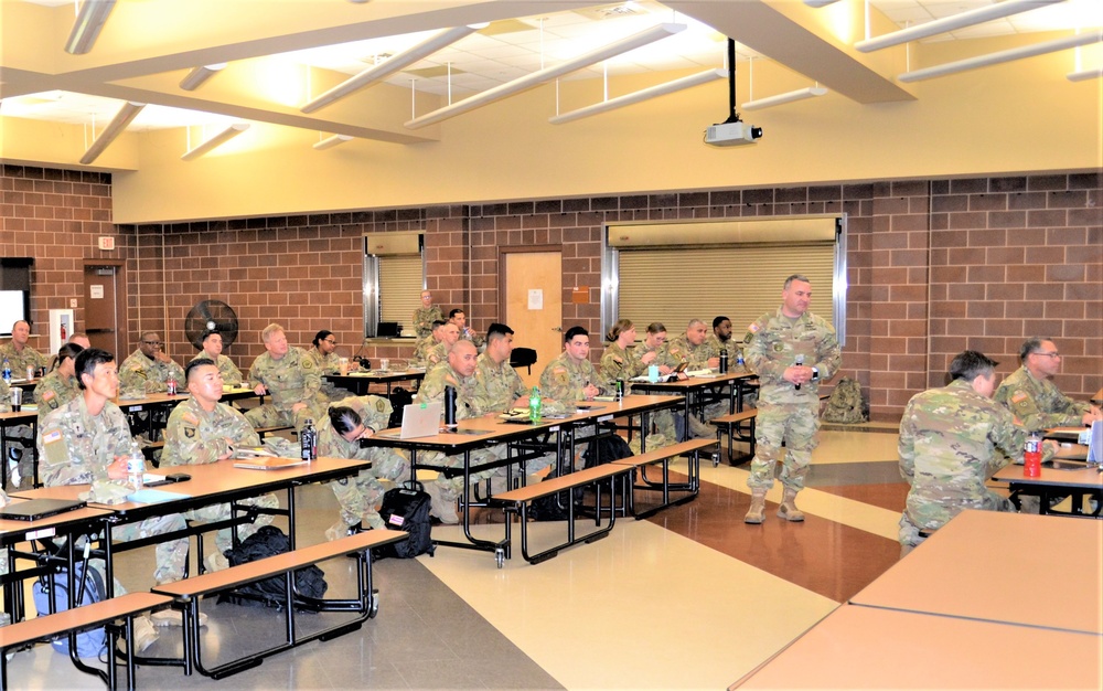 The 505th TTSB conducts leadership workshop