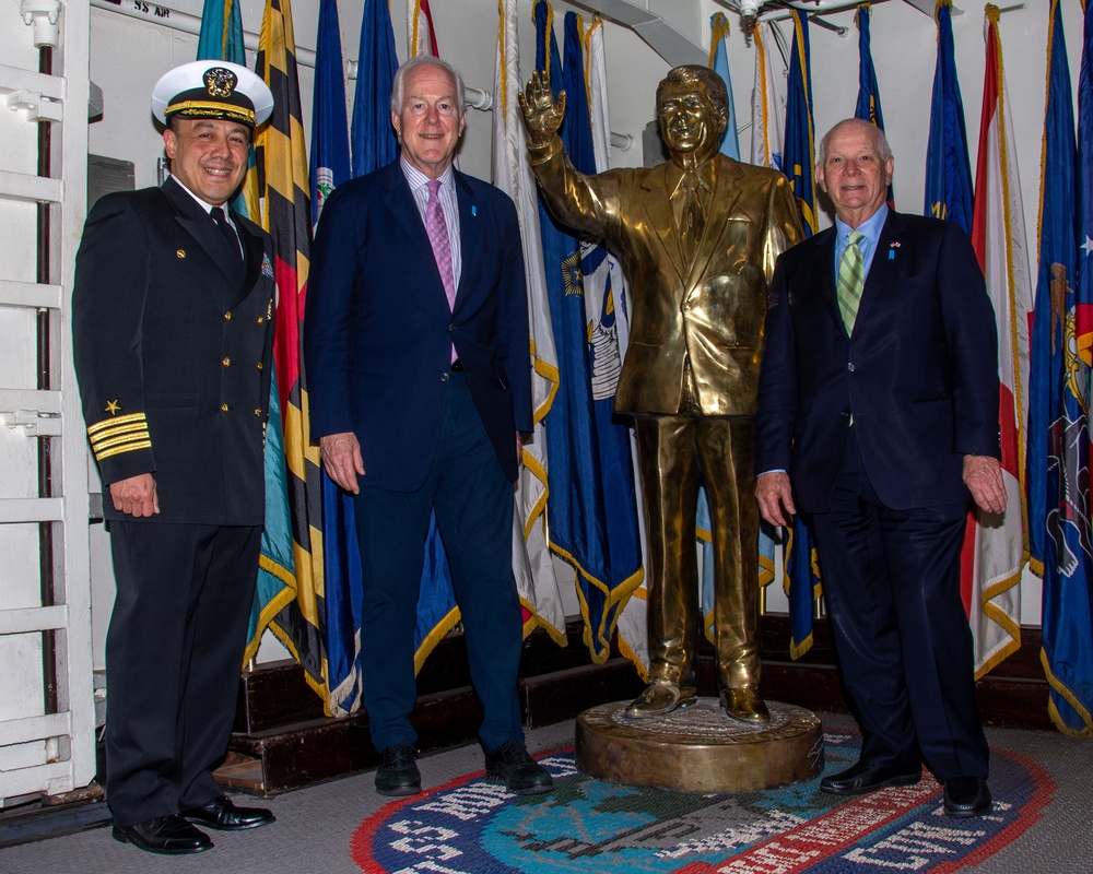 USS Ronald Reagan (CVN 76) Hosts Senators
