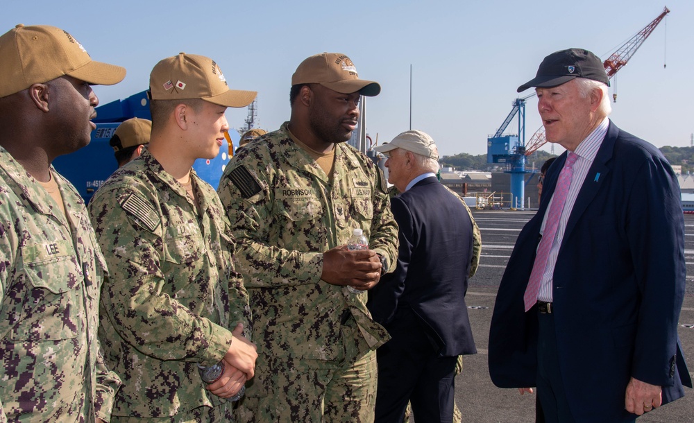 USS Ronald Reagan (CVN 76) Hosts Senators