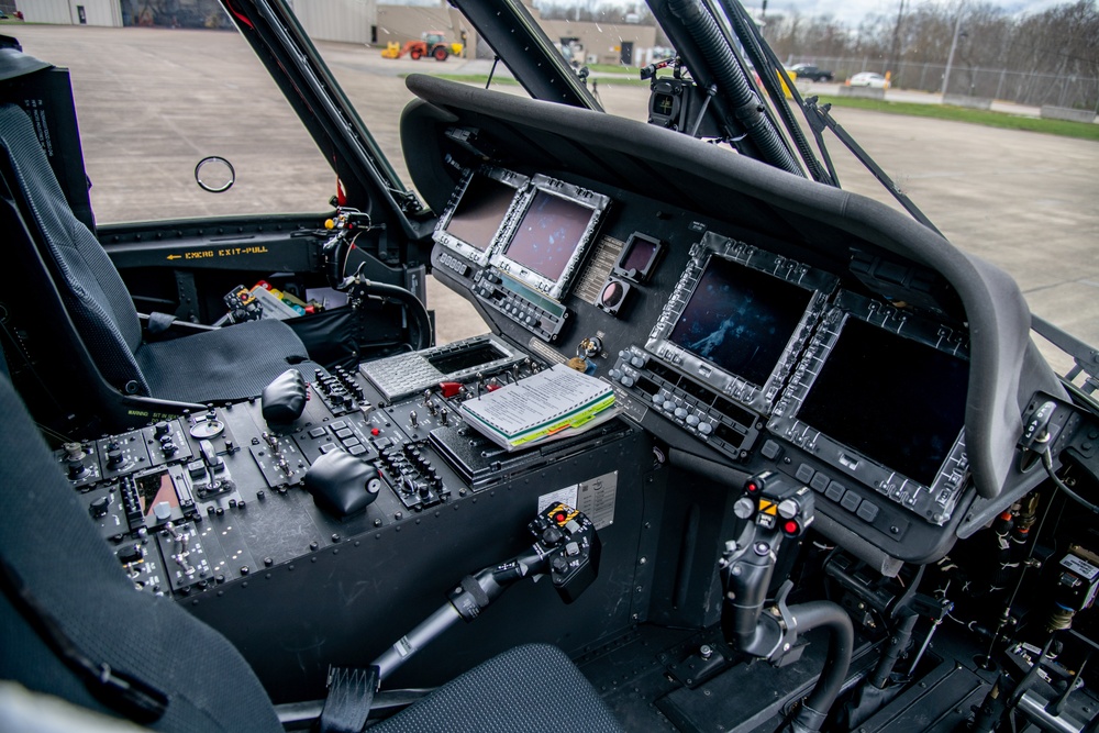 W.Va. Guard unit receives first new MEDEVAC HH-60M “Mike” Black Hawk helicopter