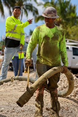 NAVSEA Equipment Removal Project Off Nanakuli Beach