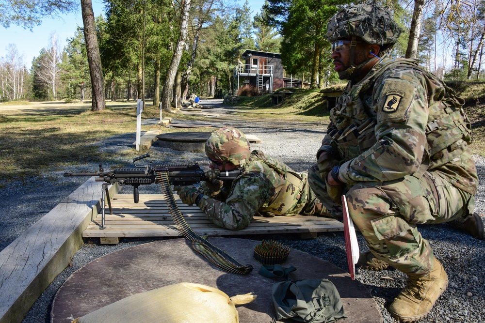 4-319th AFAR, 173rd AB heavy weapons range