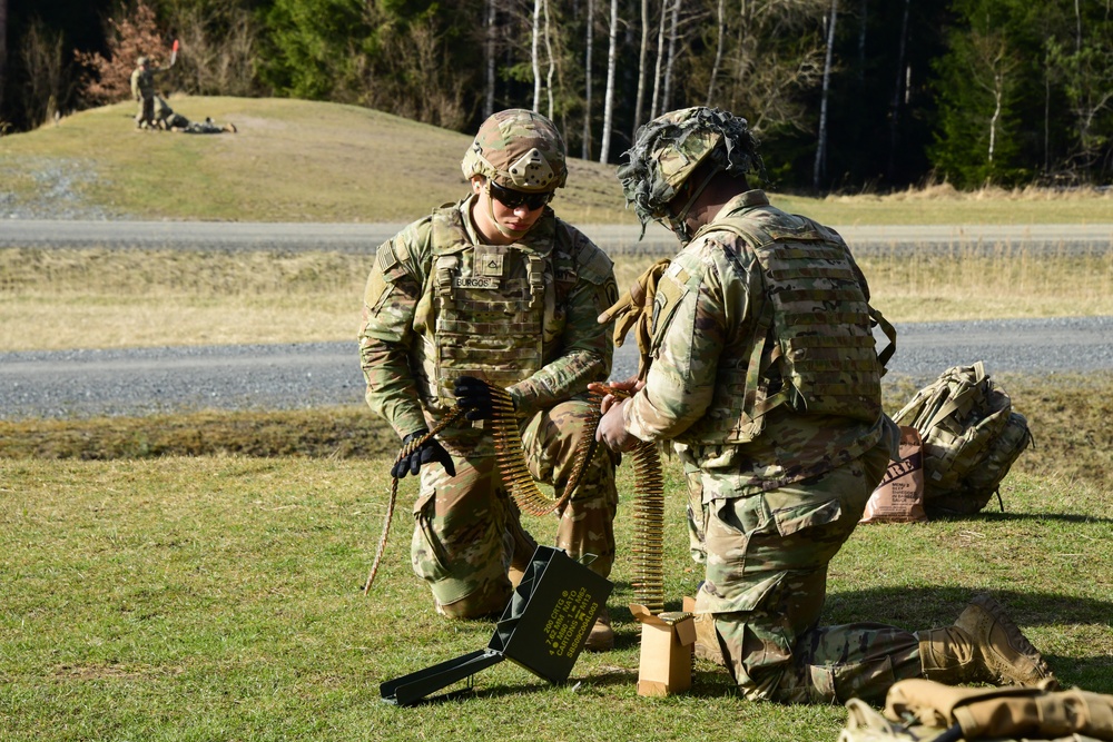 4-319th AFAR, 173rd AB heavy weapons range