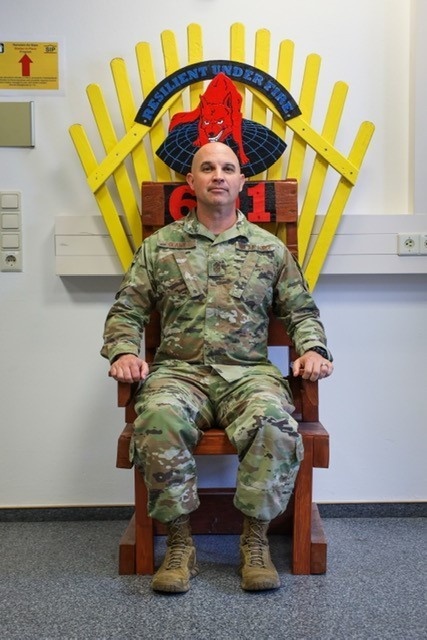 688th Cyberspace Wing leadership visits the 691st Cyberspace Operations Squadron 688th Cyberspace Wing leadership visits the 691st Cyberspace Operations Squadron