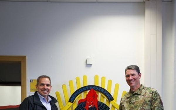688th Cyberspace Wing leadership visits the 691st Cyberspace Operations Squadron