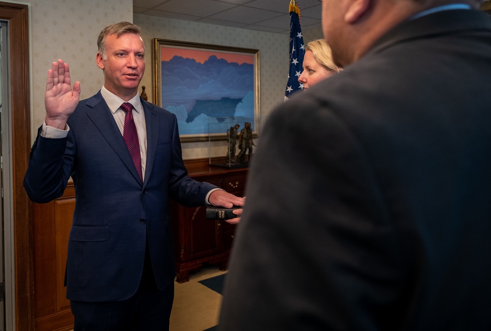 UNSECNAV Raven is Sworn in as 34th Under Secretary of the Navy