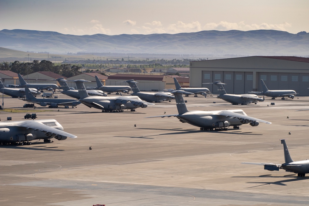 DVIDS Images McConnell AFB tankers make a stop at Travis AFB [Image