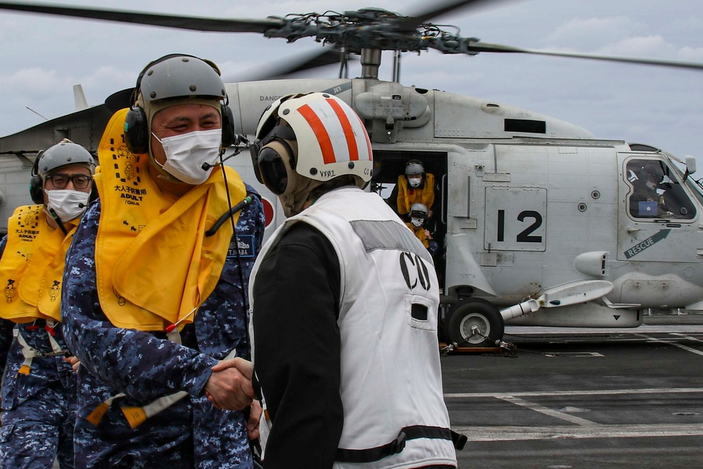 Abraham Lincoln greets JMSDF