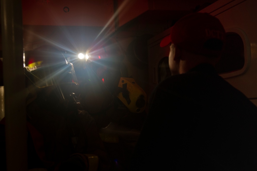 Frank Cable Conducts Damage Control Drills at Sea