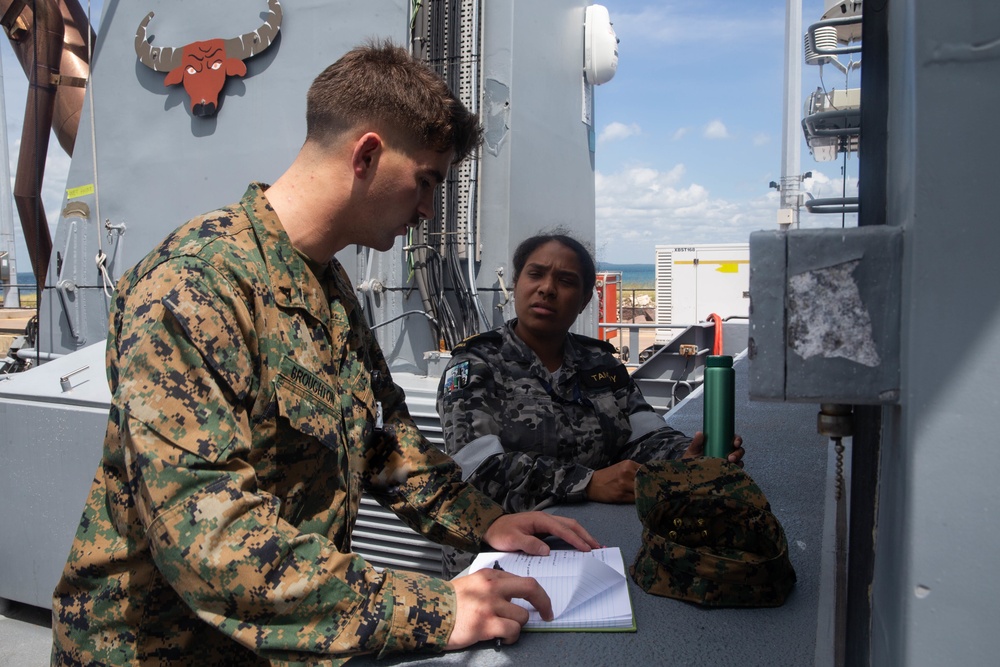 MRF-D 22: CO and Sgt. Maj. tour HMAS Armidale