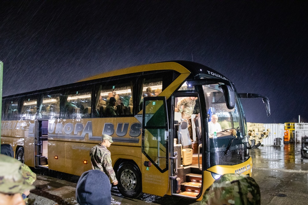 3-29 FA Soldiers arrive in Torun