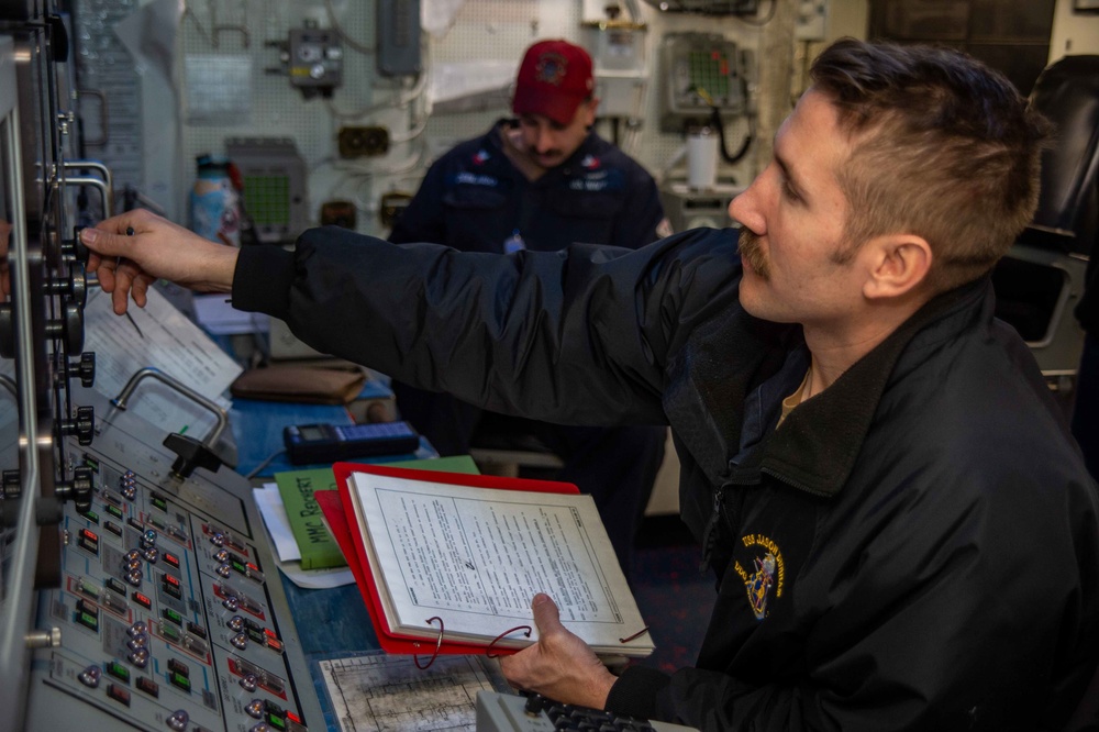 USS Jason Dunham (DDG 109) Conducts Daily Operations