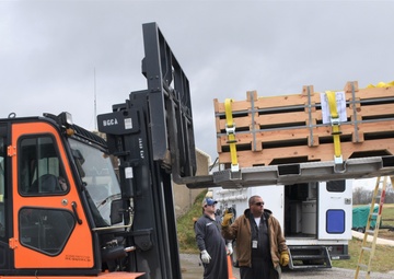 VX delivered: Rockets transported for destruction