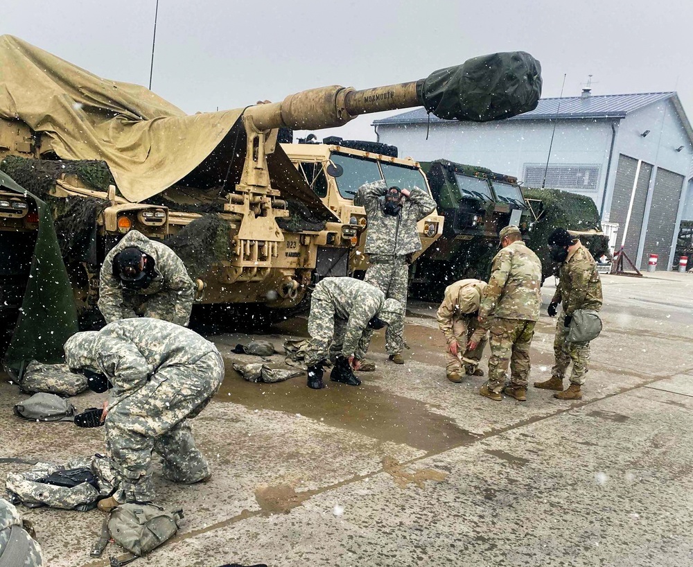 D Battery, 1-5 FA conducts a CBRN Training